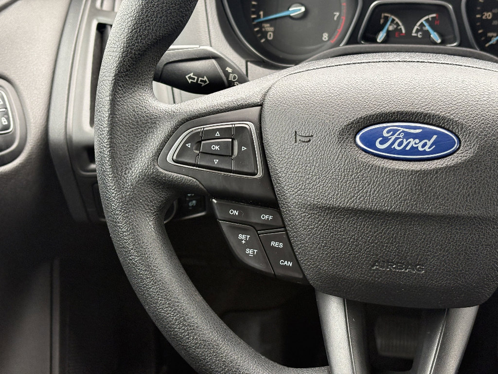 Used 2016 Ford Focus SE image 20