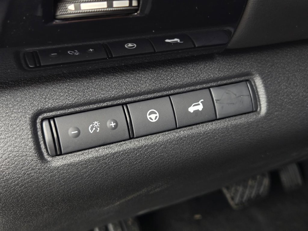 New 2026 Nissan Pathfinder SV FWD image 18