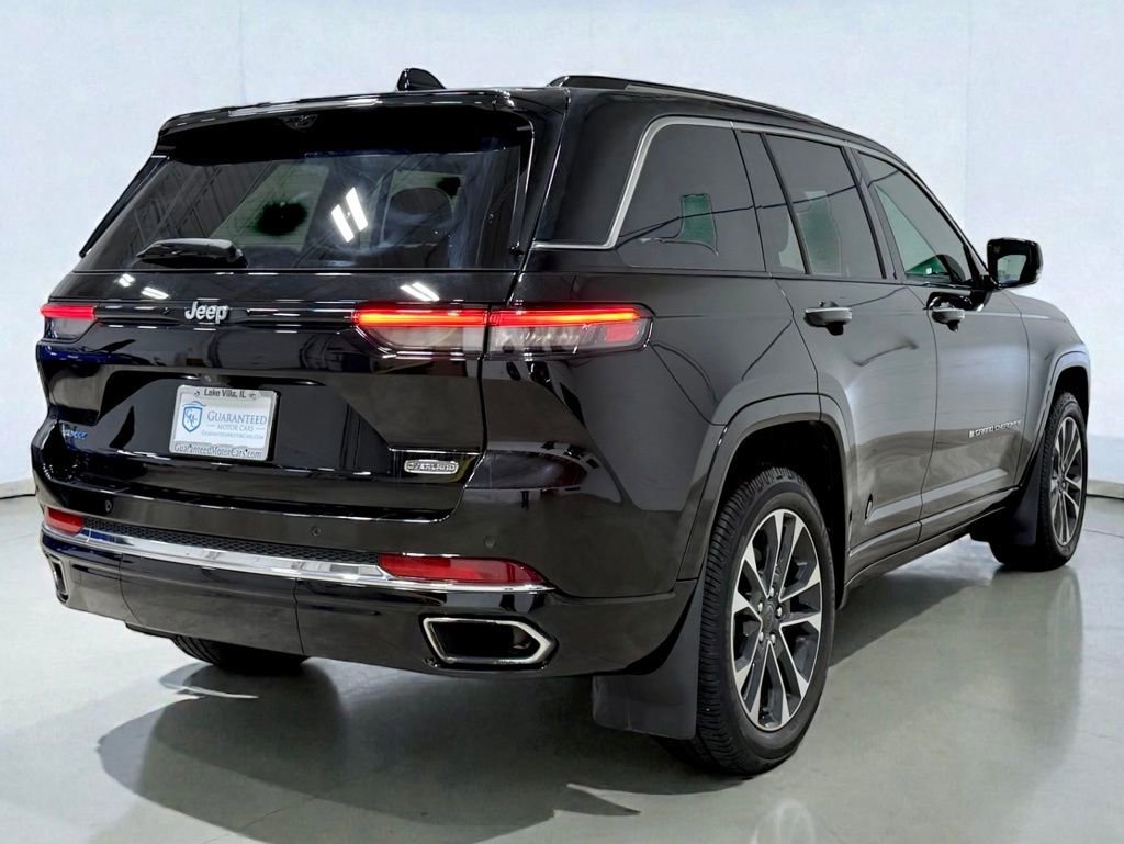 Used 2023 Jeep Grand Cherokee Overland w/ Advanced Protech Group III image 15
