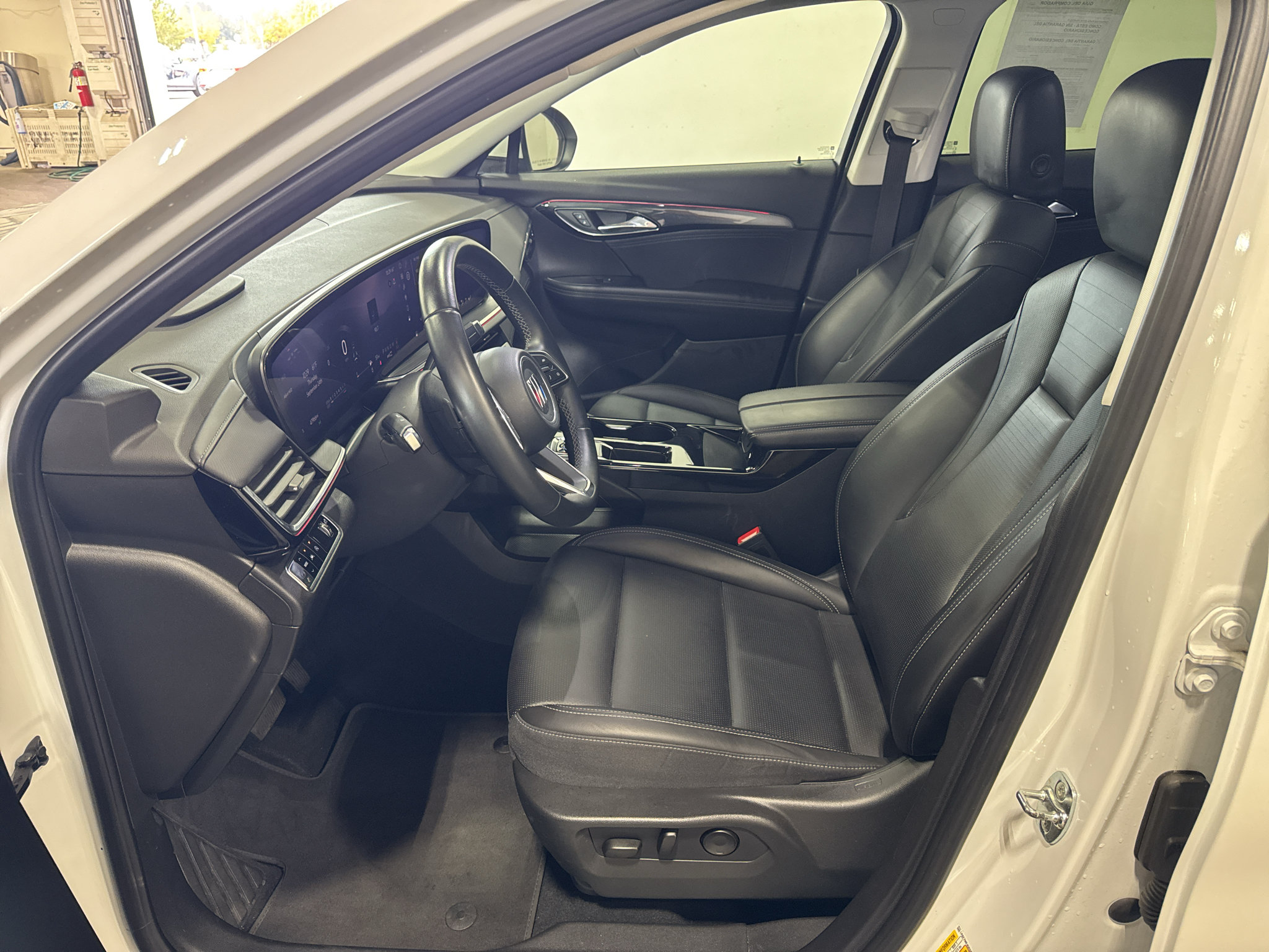 Certified 2024 Buick Envision Preferred AWD/4WD image 29