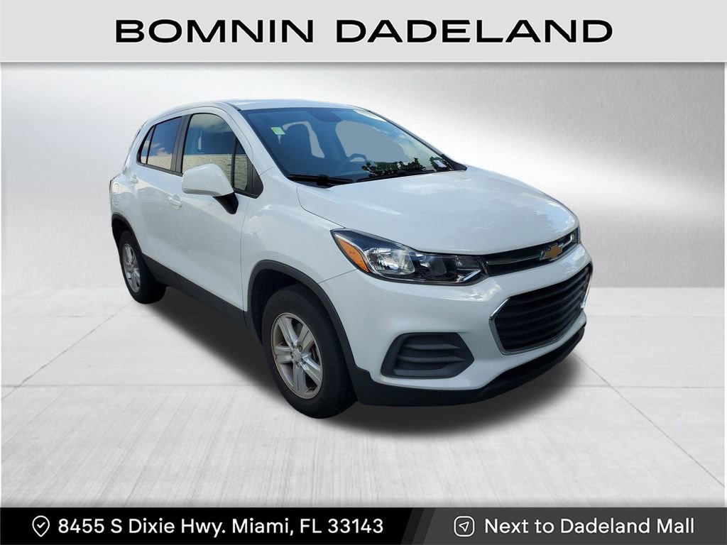 Used 2022 Chevrolet Trax LS w/ Tint and Cruise Package