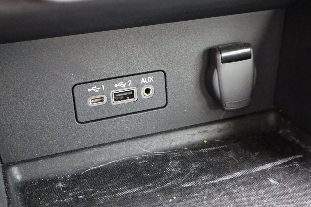 Used 2023 Nissan Sentra SV FWD image 23