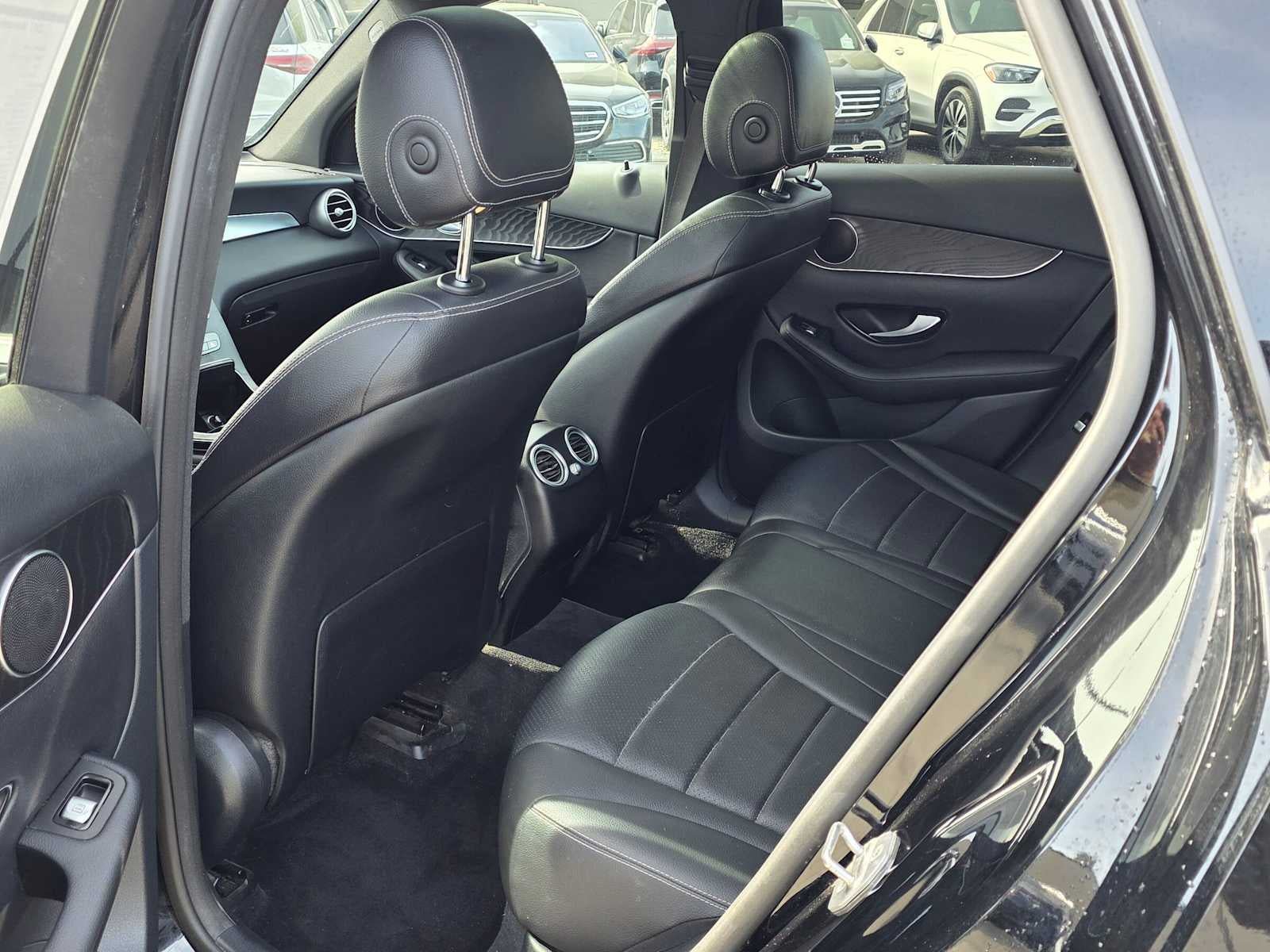 Used 2017 Mercedes-Benz GLC 300 4MATIC image 15