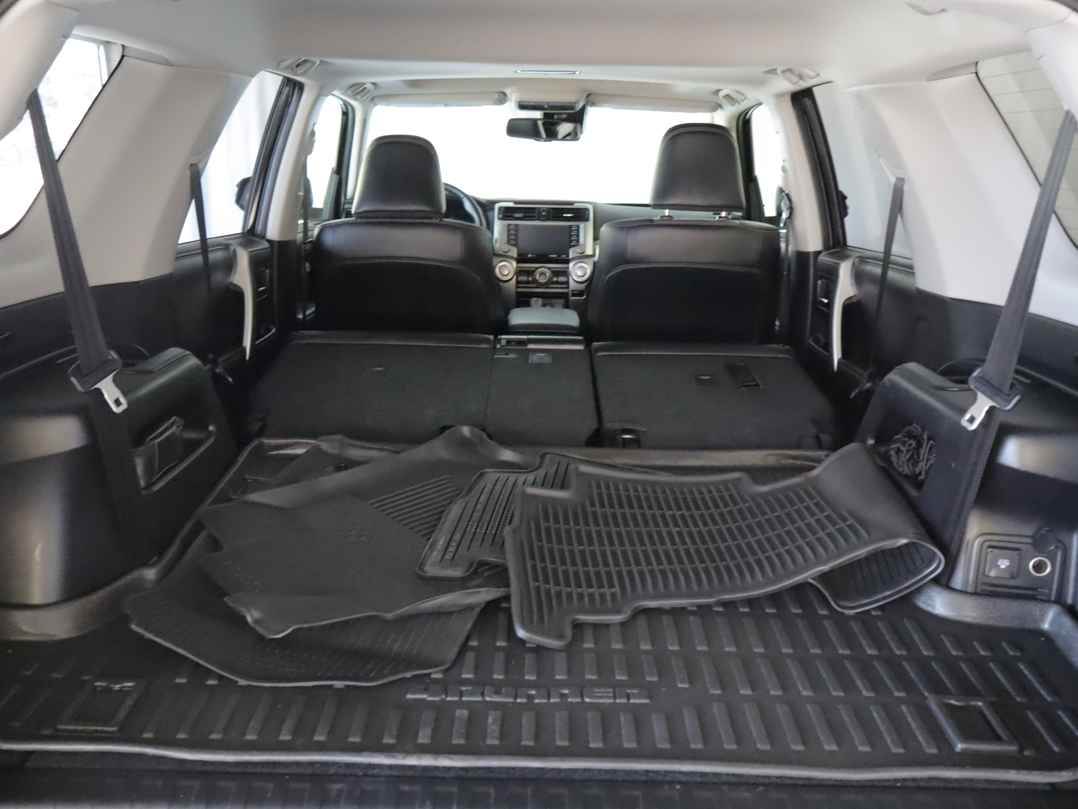 Used 2024 Toyota 4Runner SR5 Premium w/ Moonroof Package image 21