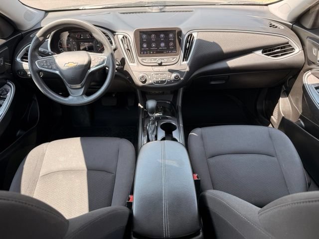 Used 2023 Chevrolet Malibu LT FWD image 14