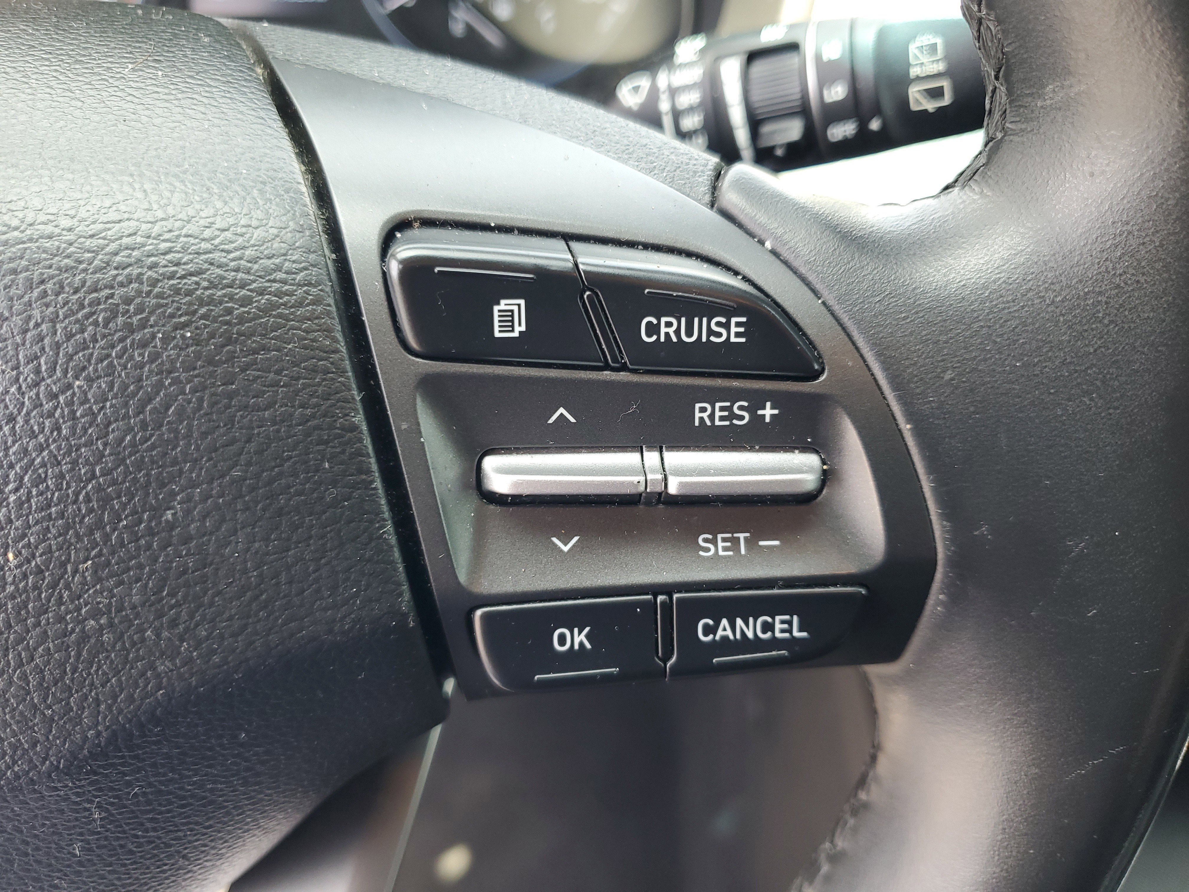 Used 2018 Hyundai Kona SEL FWD image 17