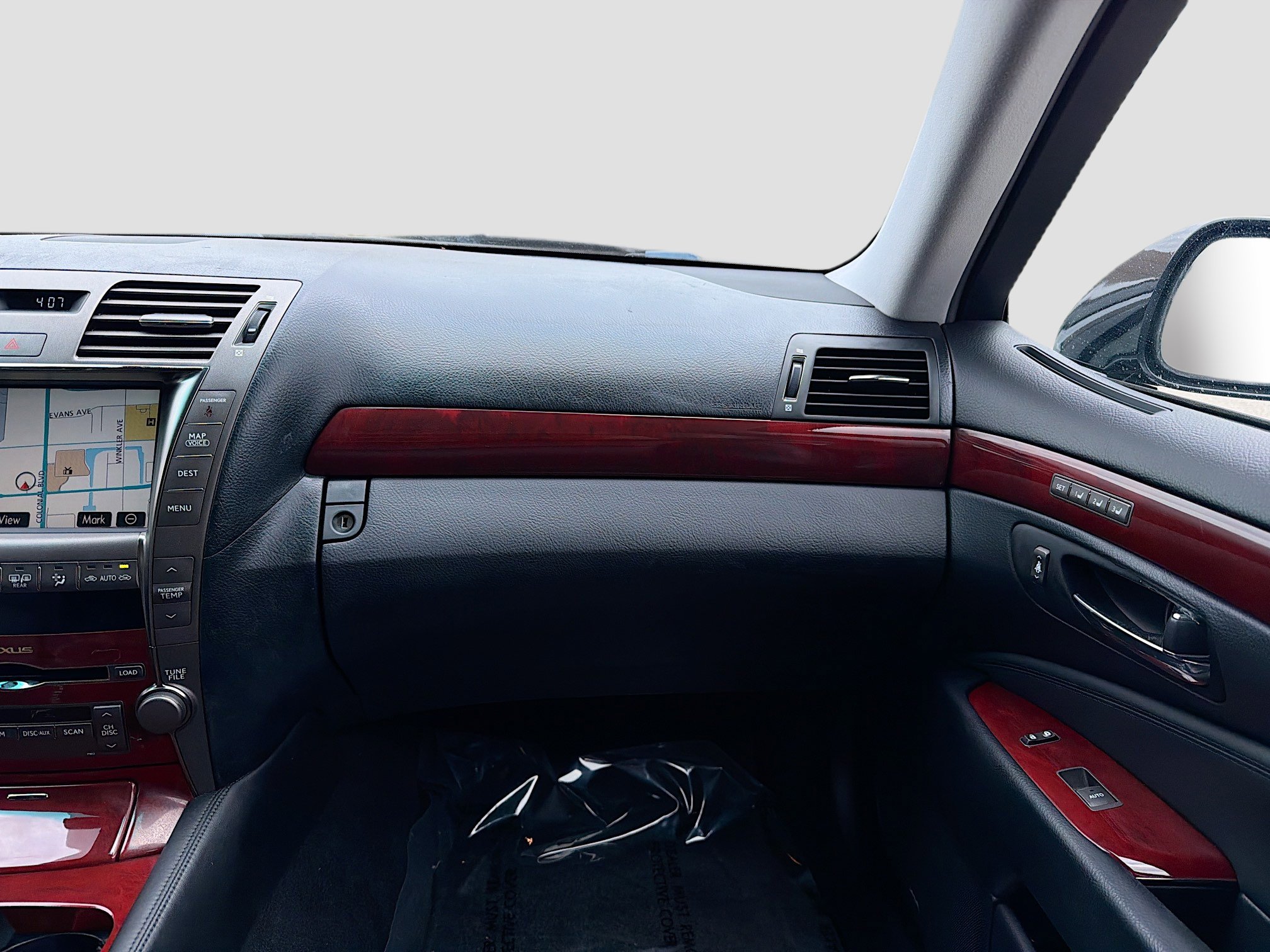 Used 2009 Lexus LS 460 460 w/ Comfort Pkg image 18