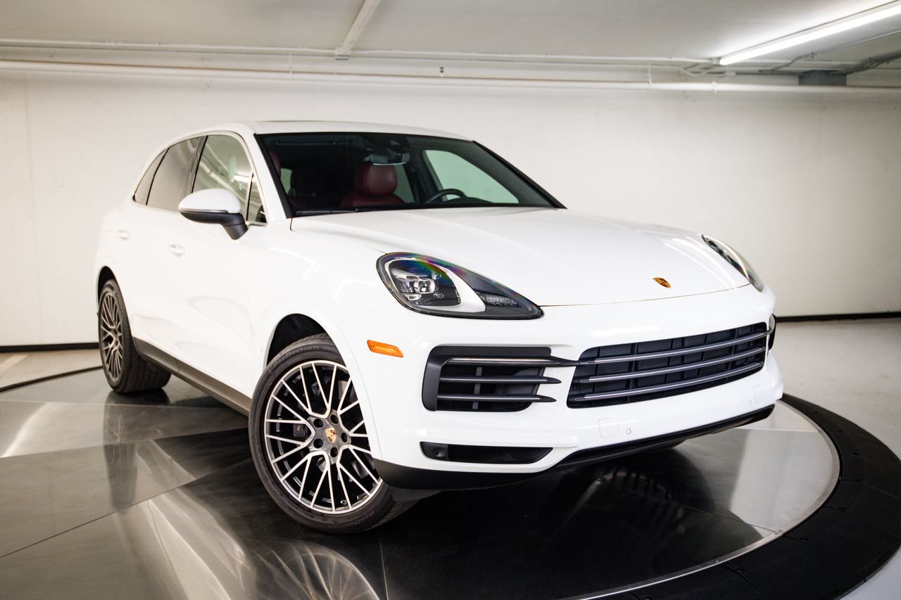 Certified 2023 Porsche Cayenne AWD/4WD image 9