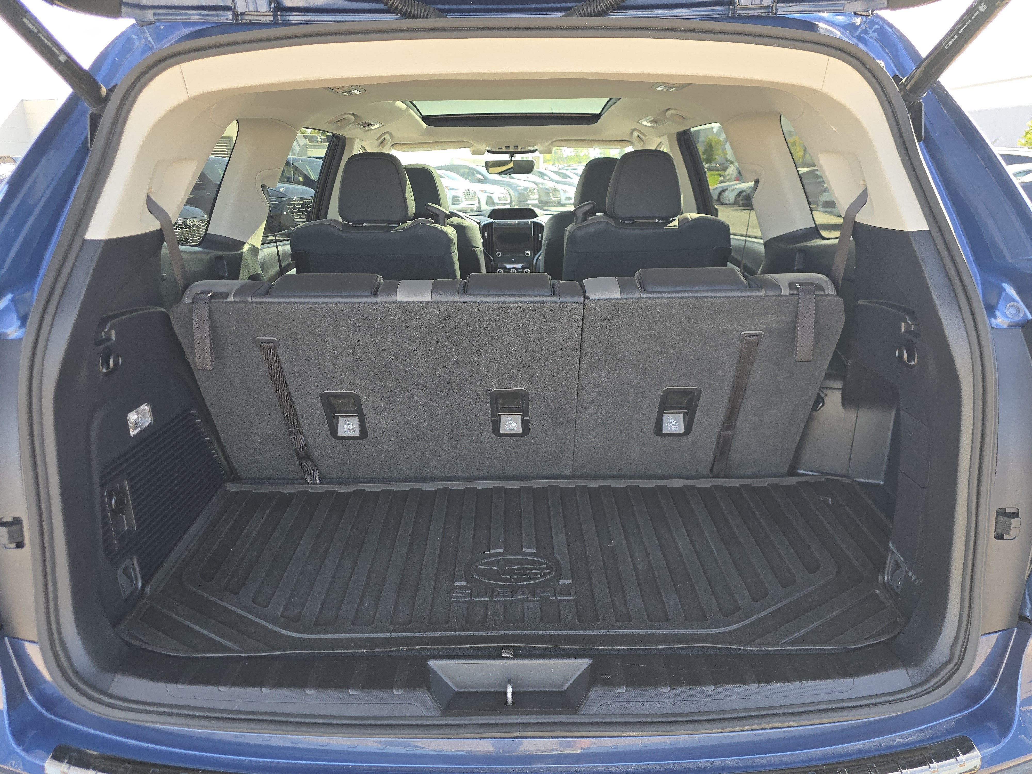 Certified 2022 Subaru Ascent Onyx Edition AWD/4WD image 17