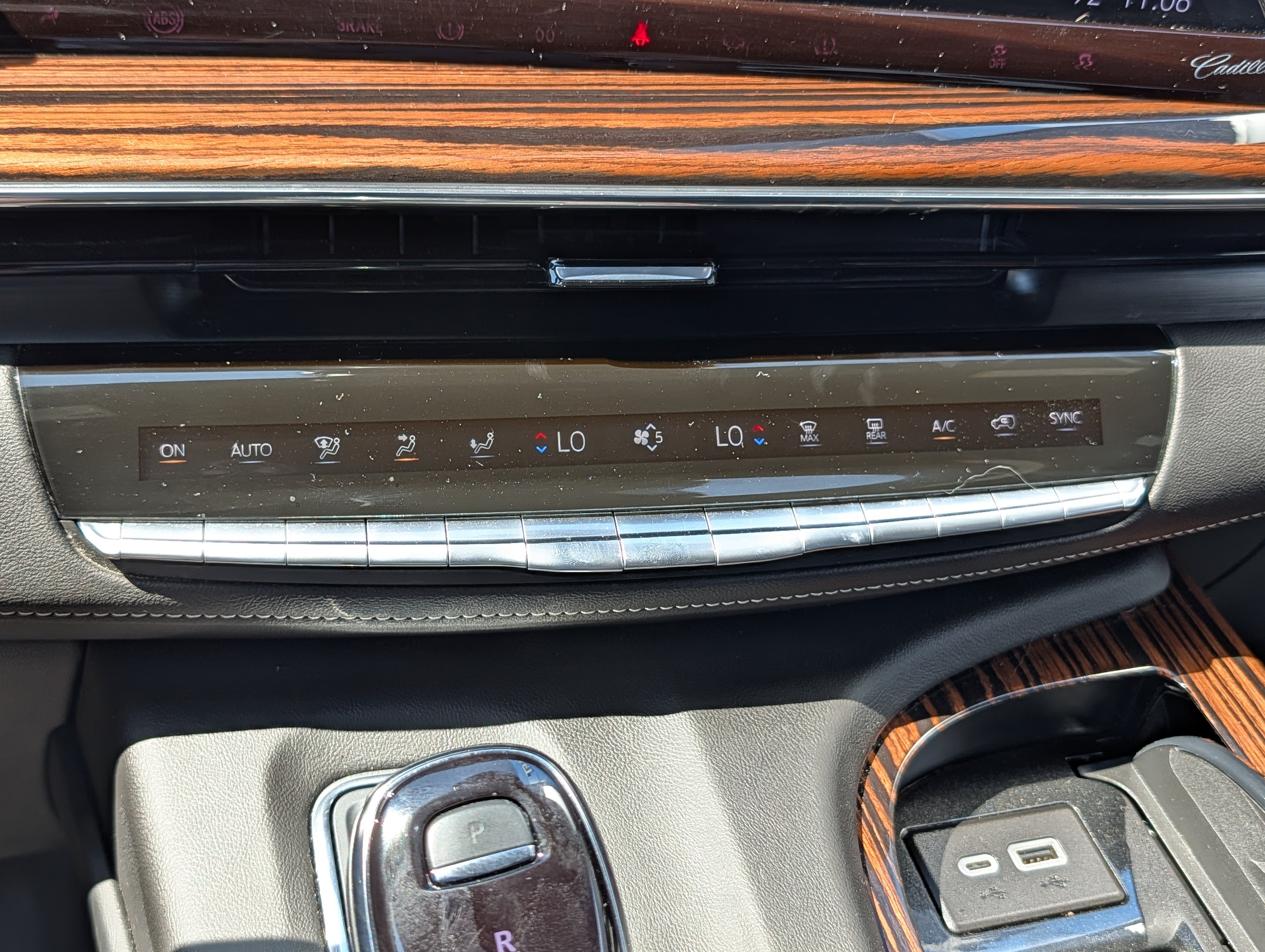 Used 2023 Cadillac Escalade Premium Luxury w/ LPO, Floor Liner Package AWD/4WD image 23