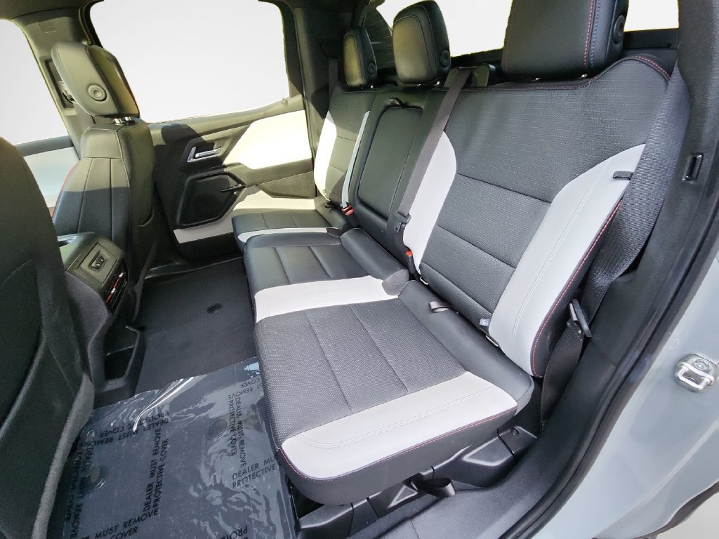 Certified 2025 Chevrolet Silverado EV RST AWD/4WD image 26