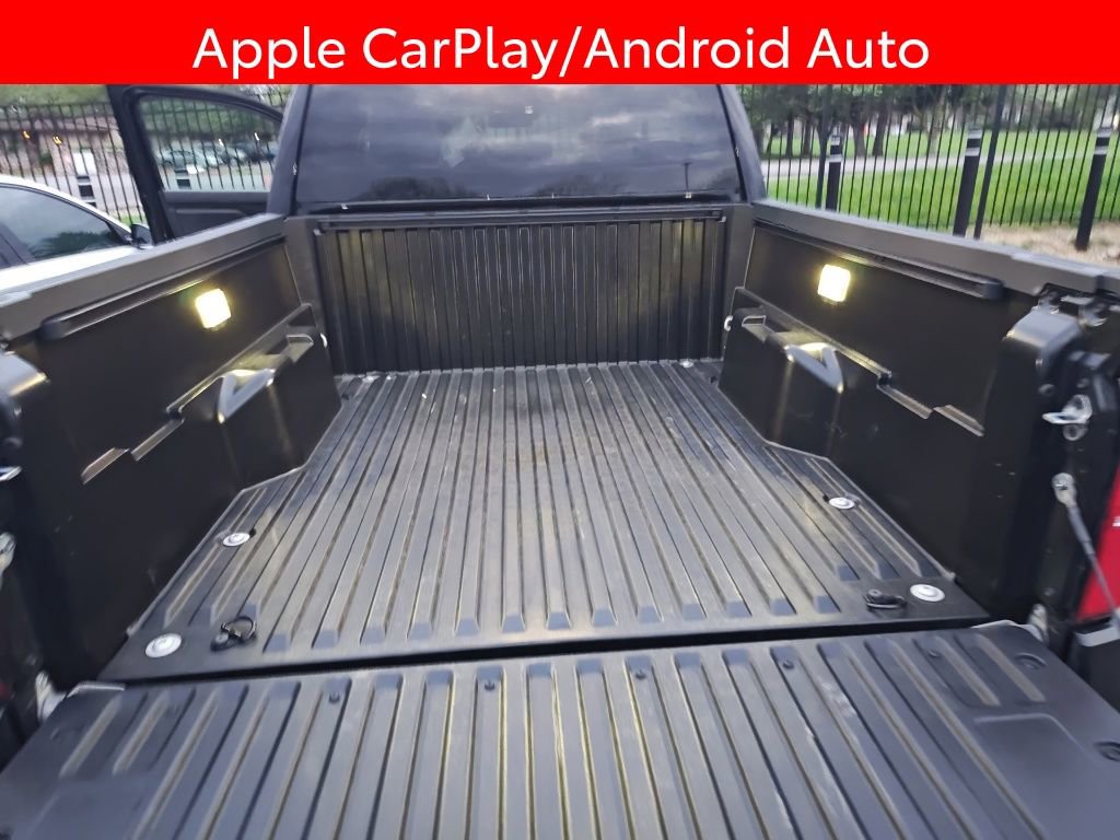 Used 2025 Toyota Tacoma SR5 image 5