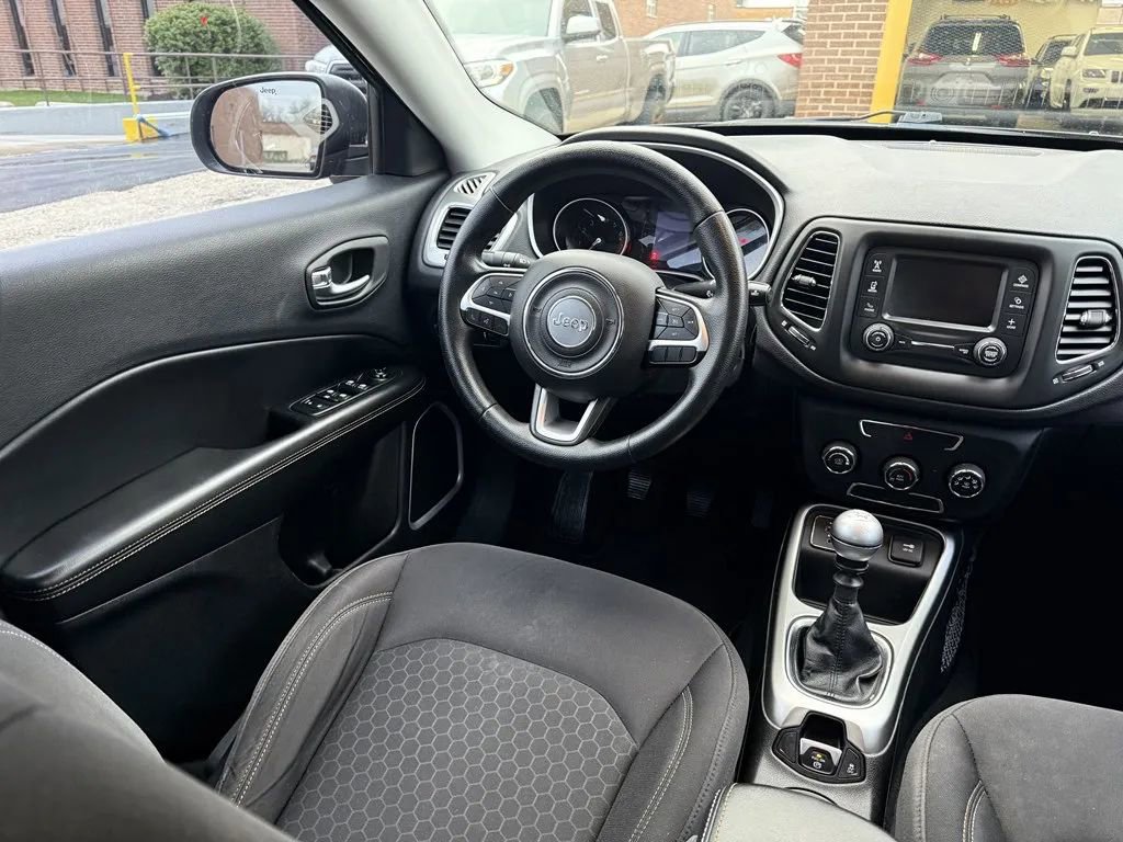 Used 2017 Jeep Compass Sport image 8