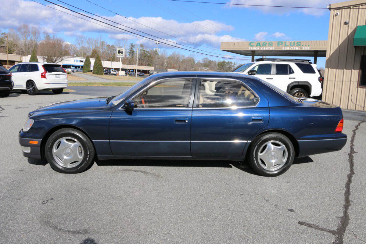 Used 1998 Lexus LS 400 image 2
