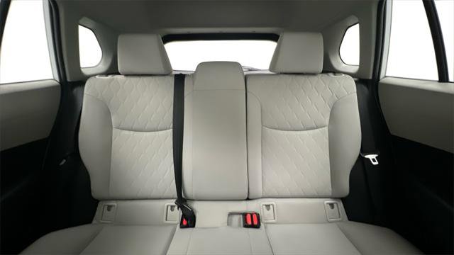 Certified 2022 Toyota Corolla Cross LE image 15