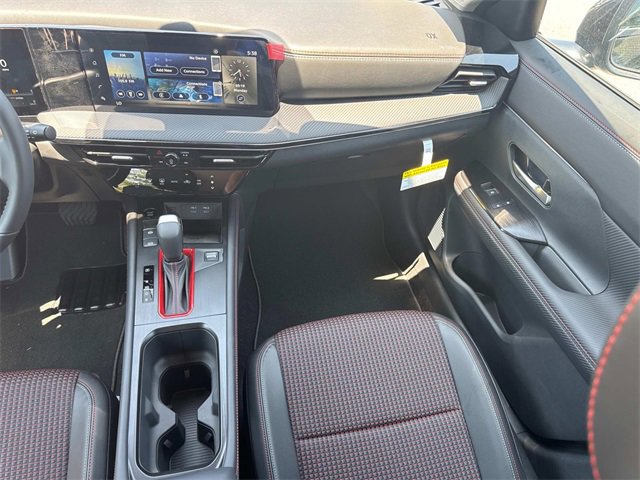 New 2025 Nissan Kicks SR image 15