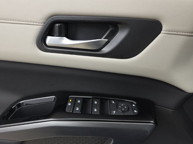 New 2026 Nissan Pathfinder SL w/ SL Premium Package FWD image 28