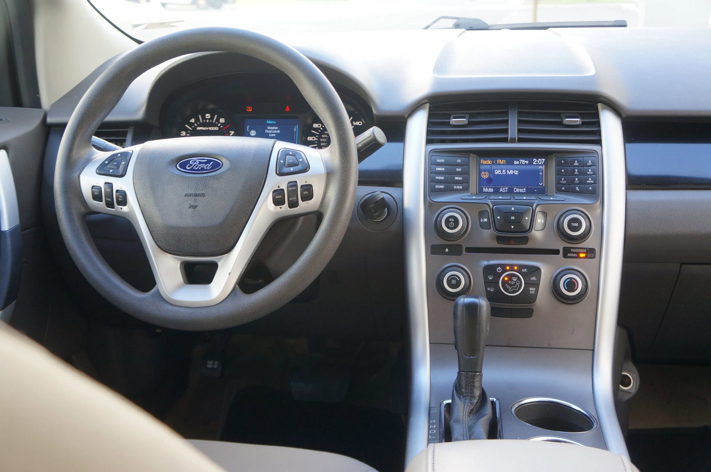 Used 2011 Ford Edge SE w/ 101A Rapid Spec Order Code image 32