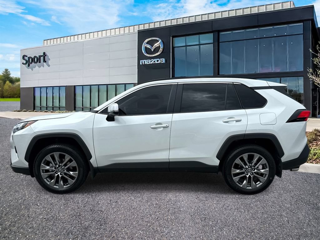 Used 2025 Toyota RAV4 XLE Premium FWD image 7