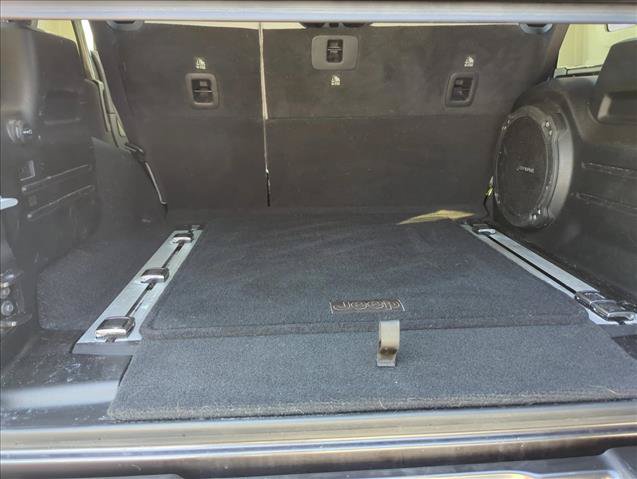 Used 2021 Jeep Wrangler Unlimited Sahara AWD/4WD image 5