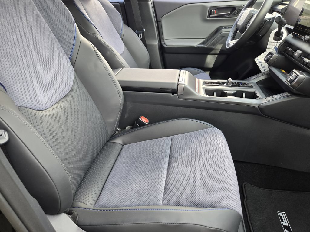 New 2026 Toyota RAV4 XSE AWD/4WD image 9
