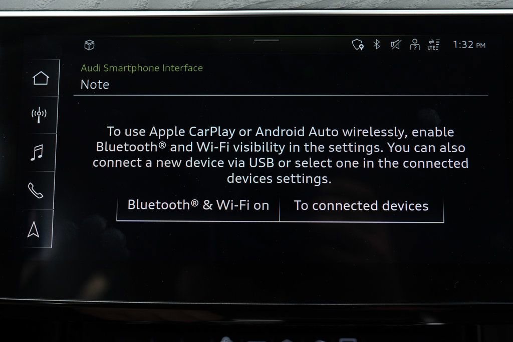 Used 2021 Audi e-tron Premium Plus w/ Premium Plus Package image 32