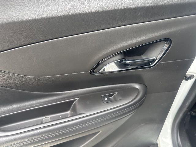 Used 2019 Buick Encore Essence image 23