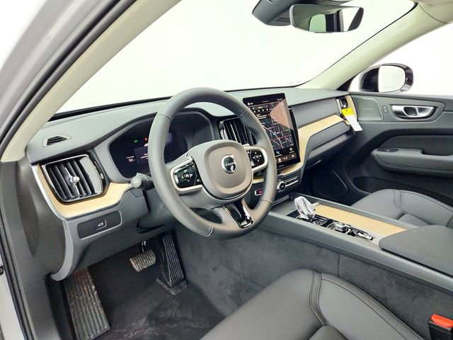 New 2026 Volvo XC60 B5 Plus w/ Climate Package image 16