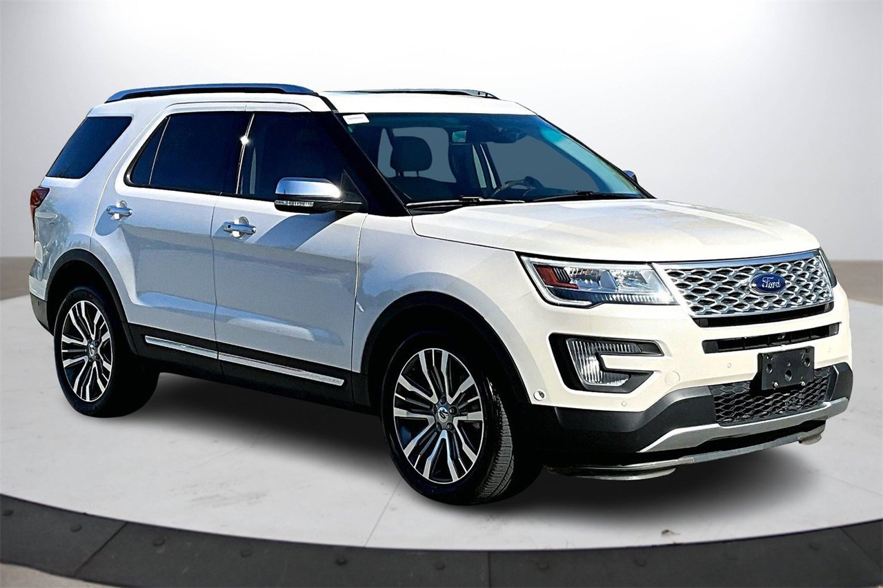 Used 2017 Ford Explorer Platinum