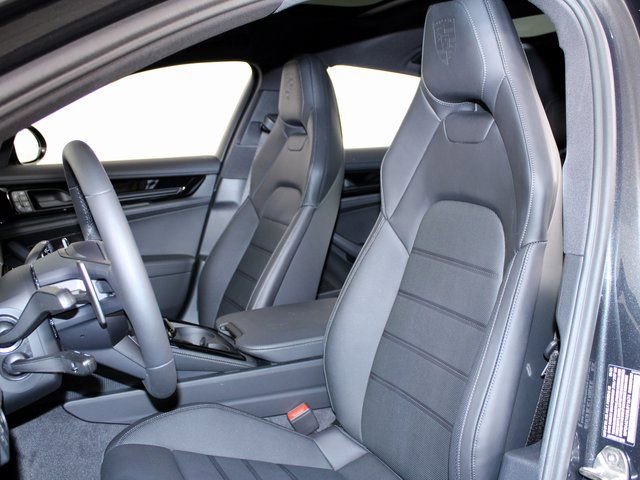 New 2025 Porsche Panamera 4 image 20