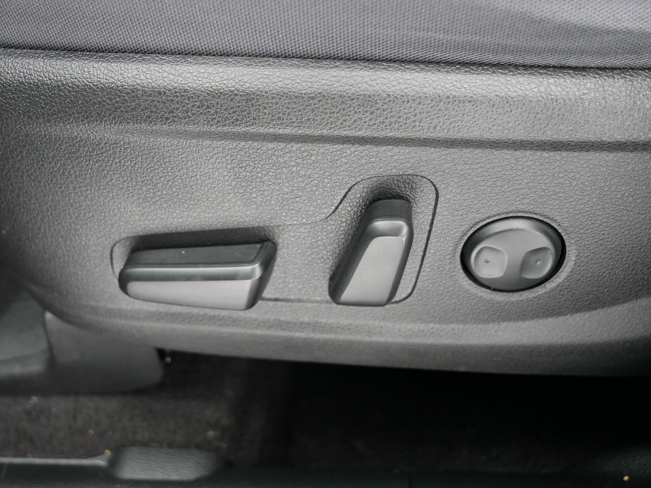 Certified 2022 Hyundai Santa Fe SEL w/ Convenience Package image 20