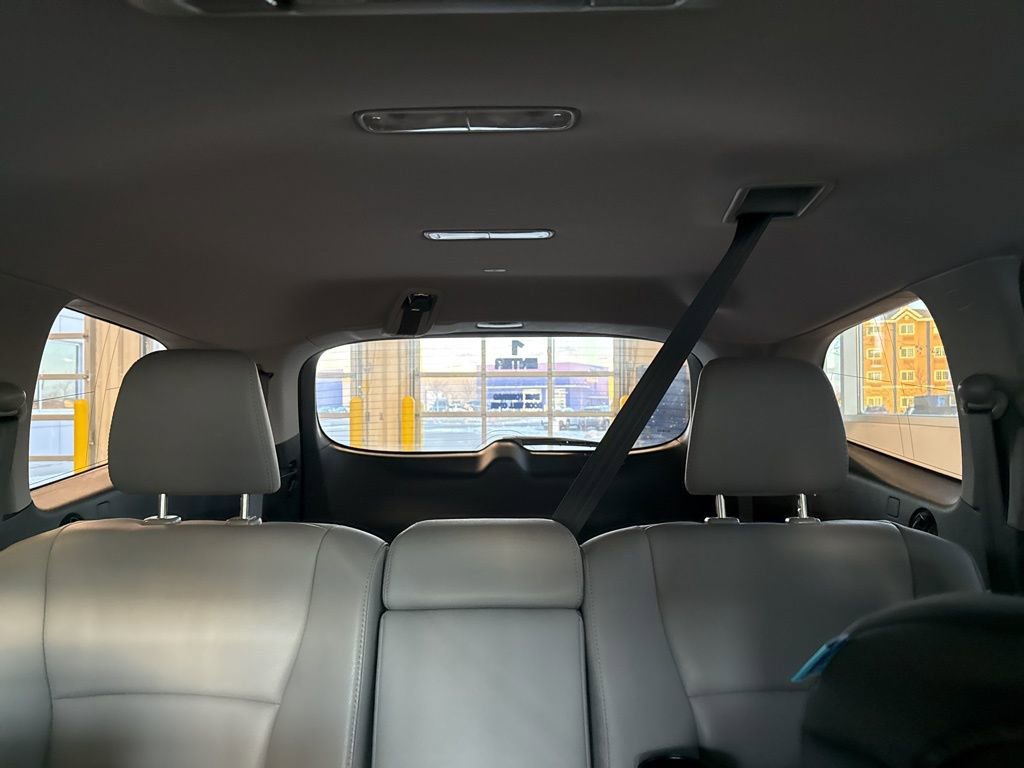 Used 2018 Honda Pilot Touring image 19