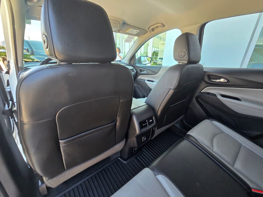 Used 2020 Chevrolet Equinox Premier FWD image 16