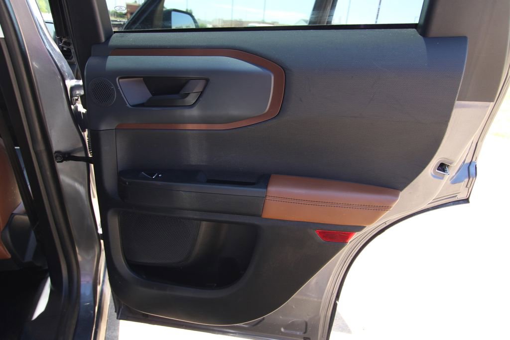 Used 2021 Ford Bronco Sport Outer Banks w/ Outer Banks Package AWD/4WD image 42