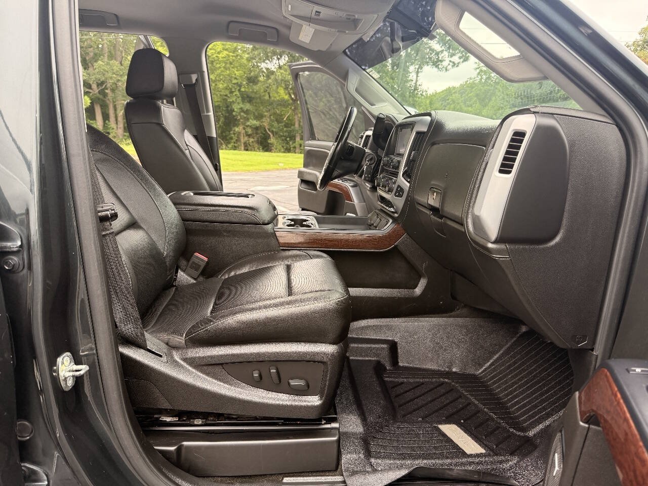 Used 2018 GMC Sierra 2500 SLT AWD/4WD image 20