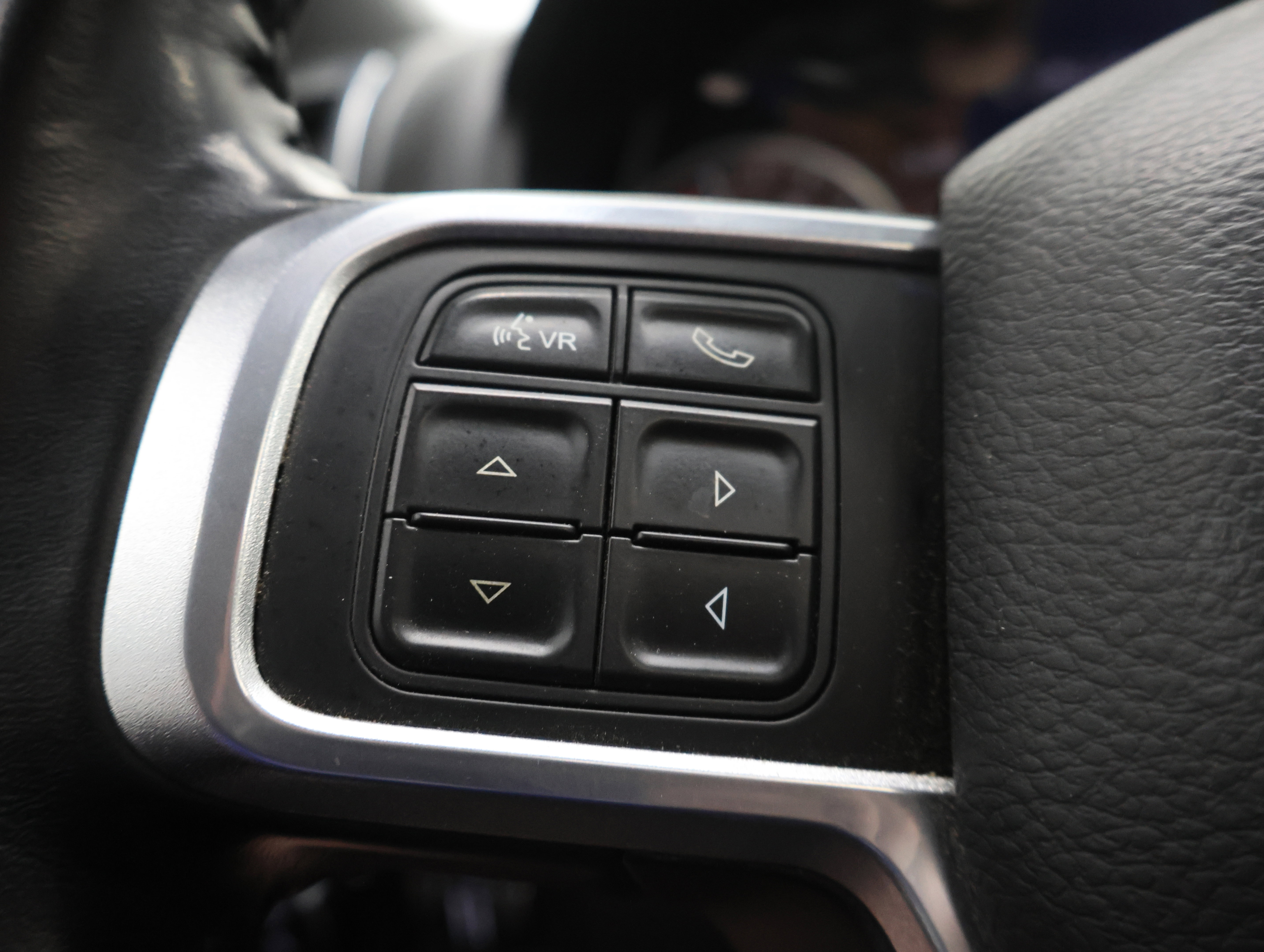 Used 2020 RAM 3500 Laramie AWD/4WD image 15