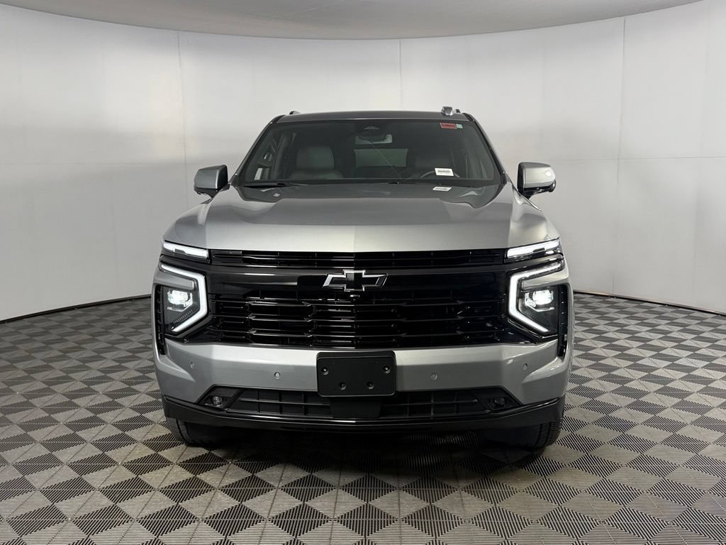 Used 2026 Chevrolet Suburban RST AWD/4WD image 6