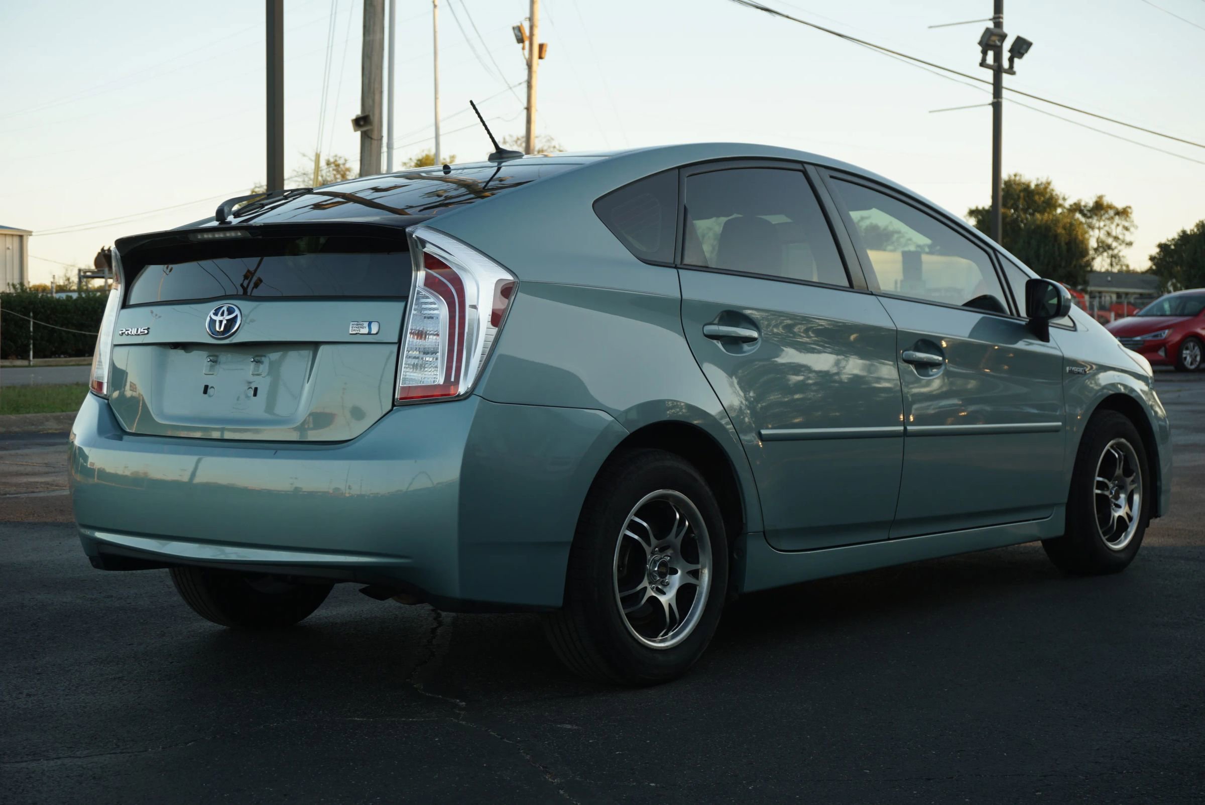Used 2013 Toyota Prius One image 5