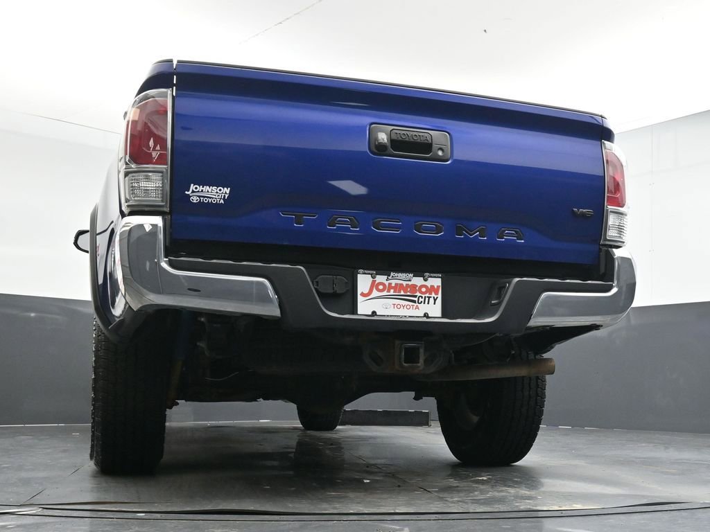Used 2023 Toyota Tacoma TRD Off-Road image 36