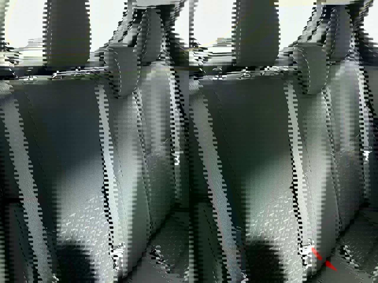 Used 2021 Nissan Kicks SV image 31