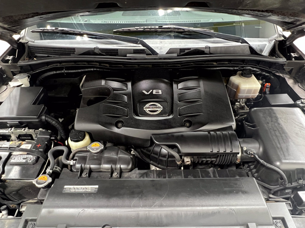 Used 2018 Nissan Armada Platinum w/ Captain Seat Package AWD/4WD image 30