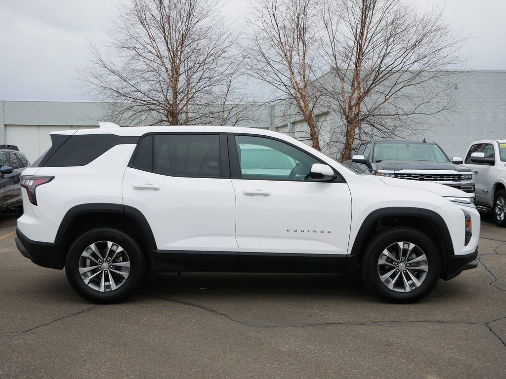 Used 2025 Chevrolet Equinox LT image 8