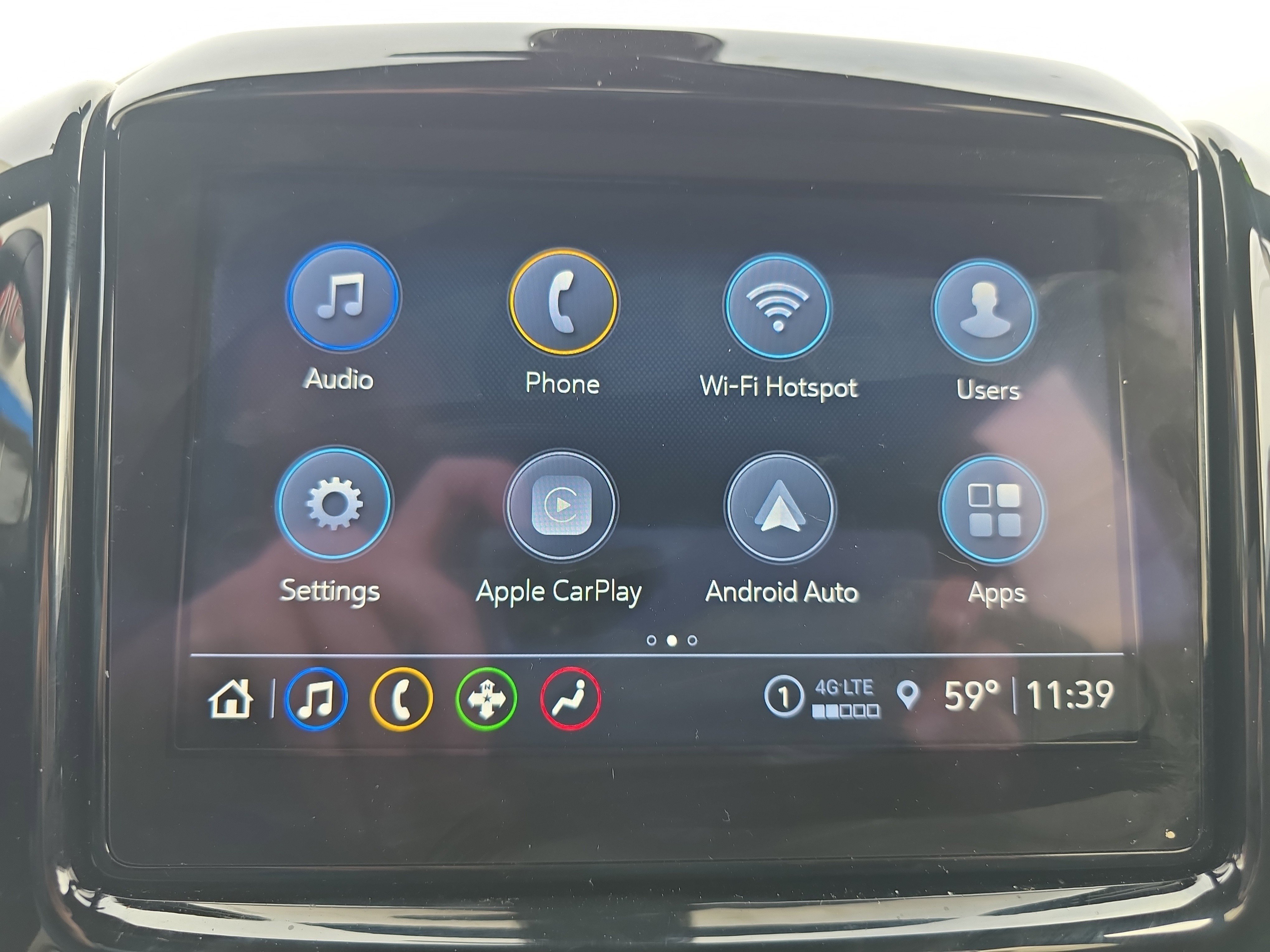 Used 2023 Chevrolet Traverse LT image 30