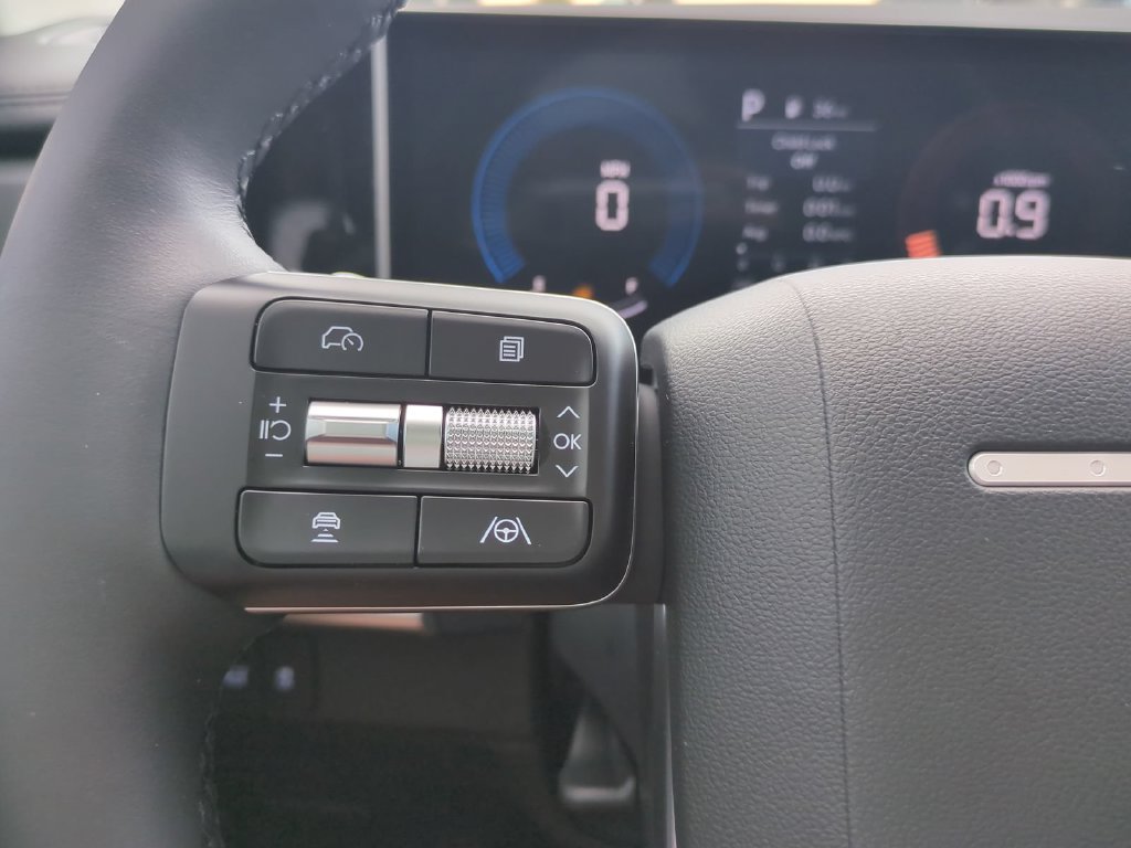 New 2027 Hyundai Santa Fe SE FWD image 32