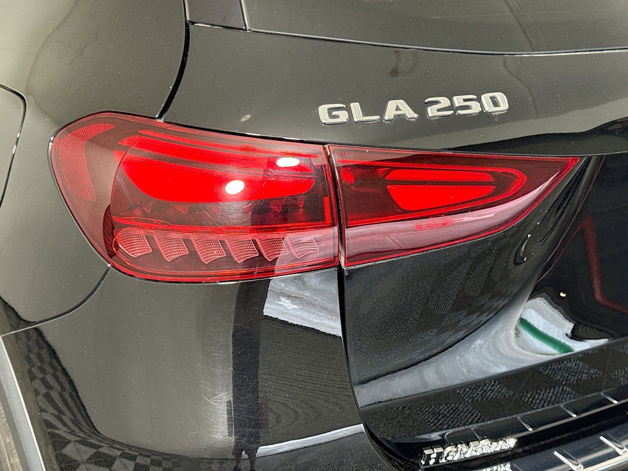 Used 2025 Mercedes-Benz GLA 250 image 36