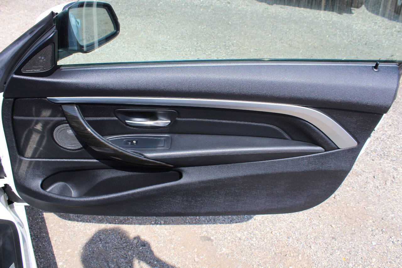 Used 2015 BMW 428i xDrive Coupe AWD/4WD image 23