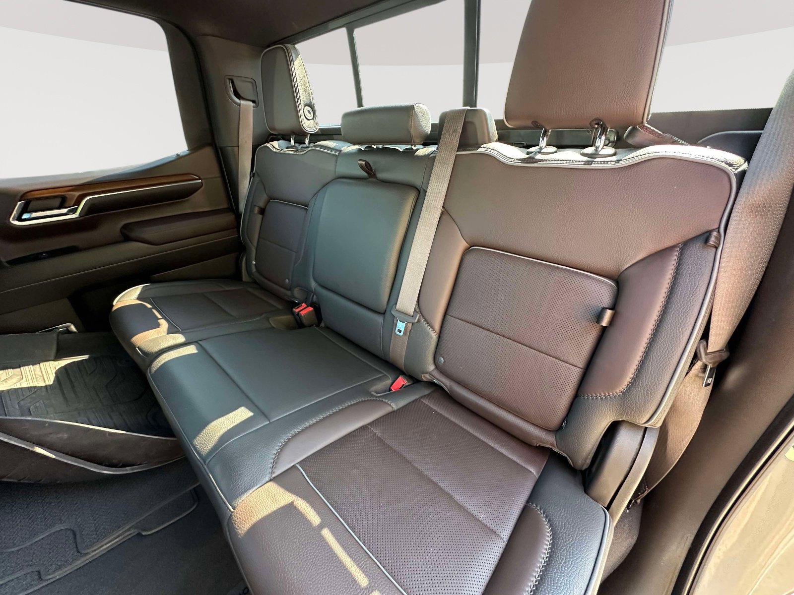 Used 2023 GMC Sierra 1500 Denali w/ Denali Reserve Package AWD/4WD image 32