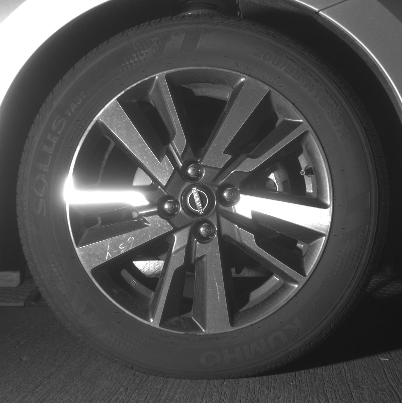 Used 2025 Nissan Versa SV image 13