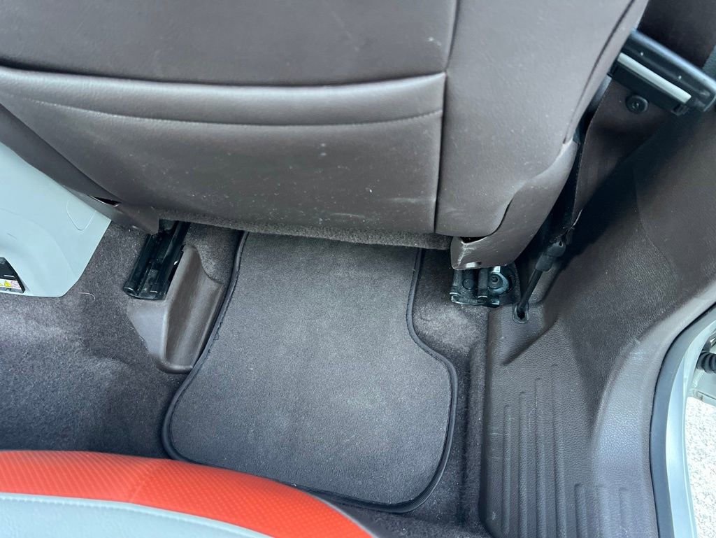 Used 2015 Jeep Renegade Limited FWD image 27