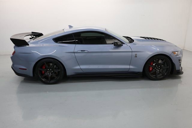 Used 2022 Ford Mustang Shelby GT500 w/ Carbon Fiber Track Pack image 61